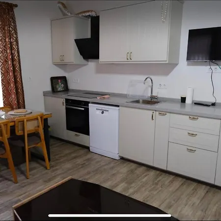 Hacimemis Alacati * Кешме